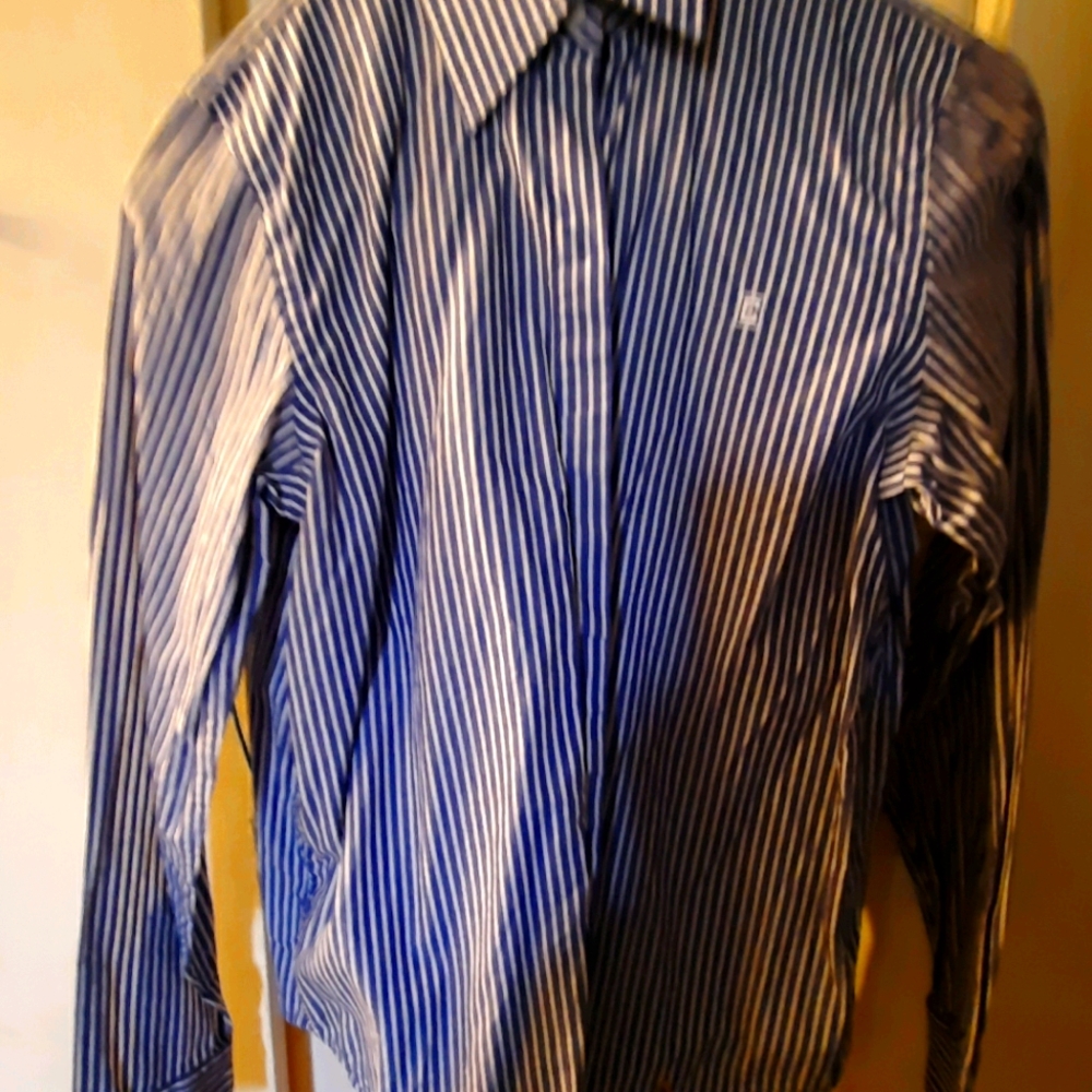 Chaps Button up long sleeve shirt